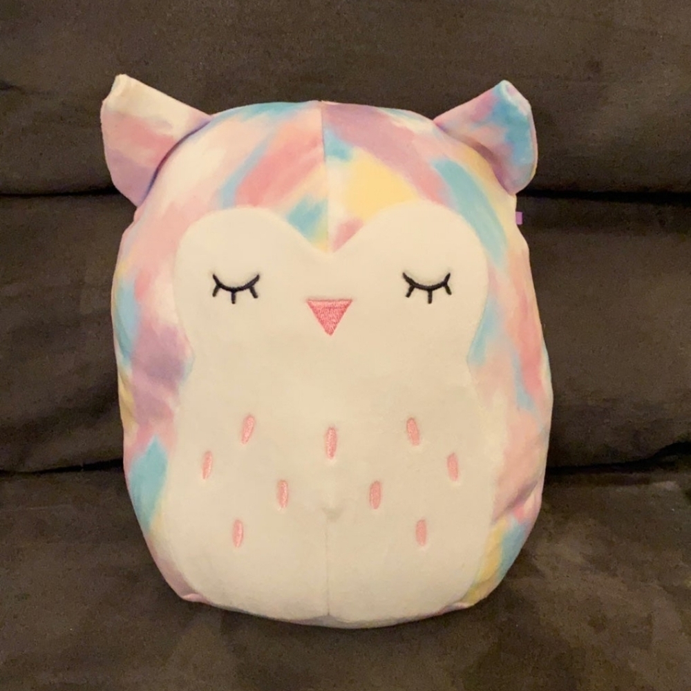 Lesedi the Owl 8” Tie-Dye Squishmallow